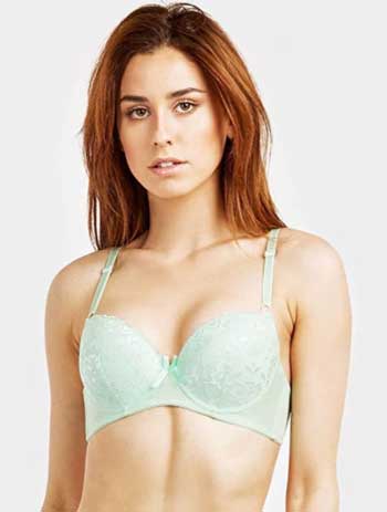 Push-up-bras-for-small-breasts